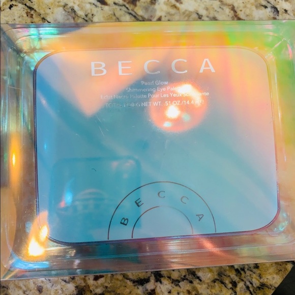 ❌SOLD❌ BECCA PEARL GLOW EYESHADOW PALETTE - Picture 3 of 9